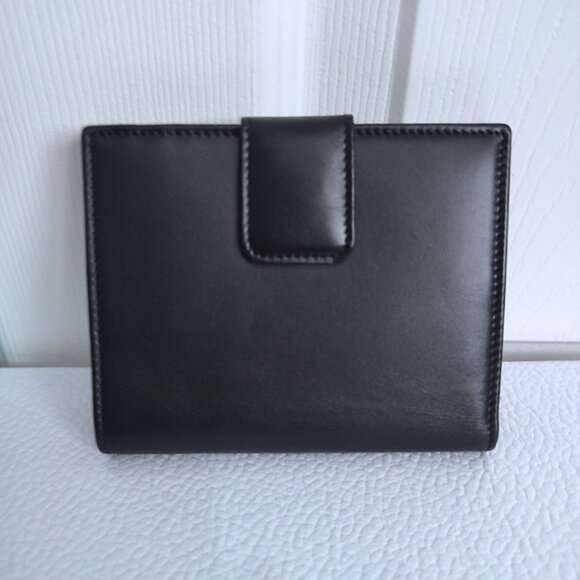 Gucci leather compact wallet w/box in GIFTABLE condition - Picture 6 of 11